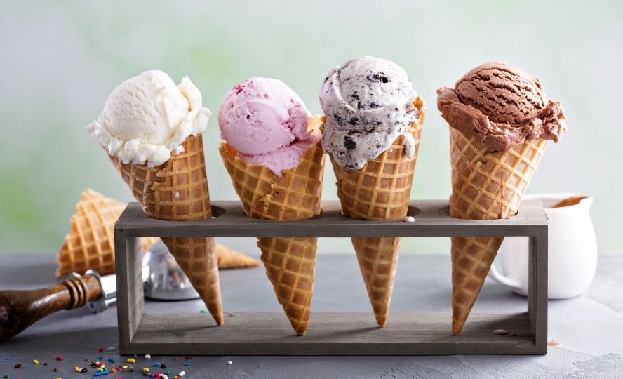 גלידה במגוון טעמים